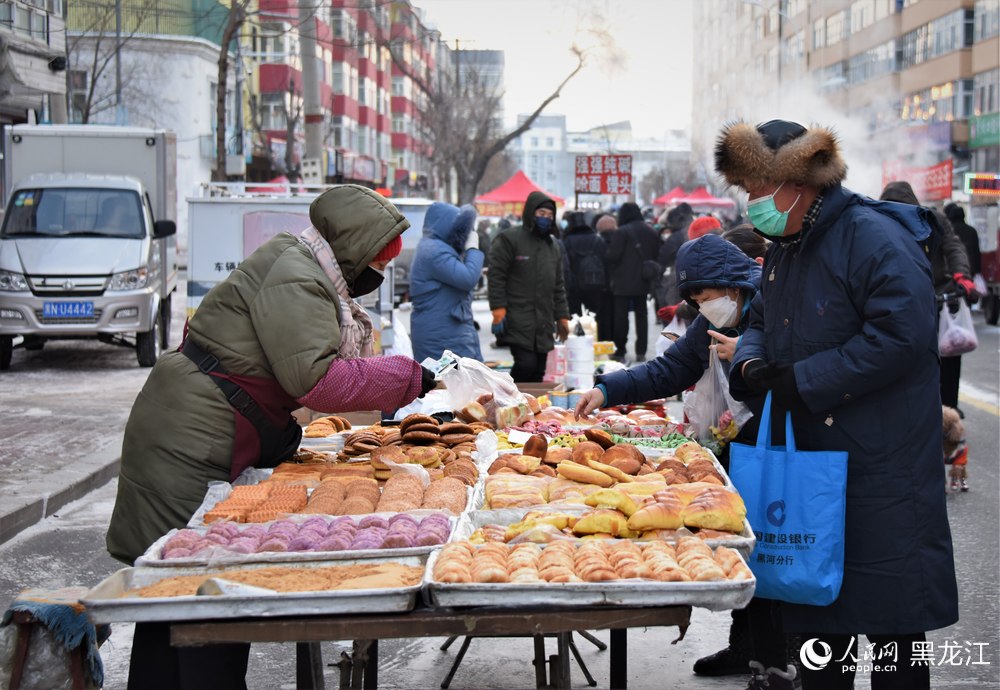 新春走基層?| 來(lái)黑龍江感受“凍貨”里的“年味兒”